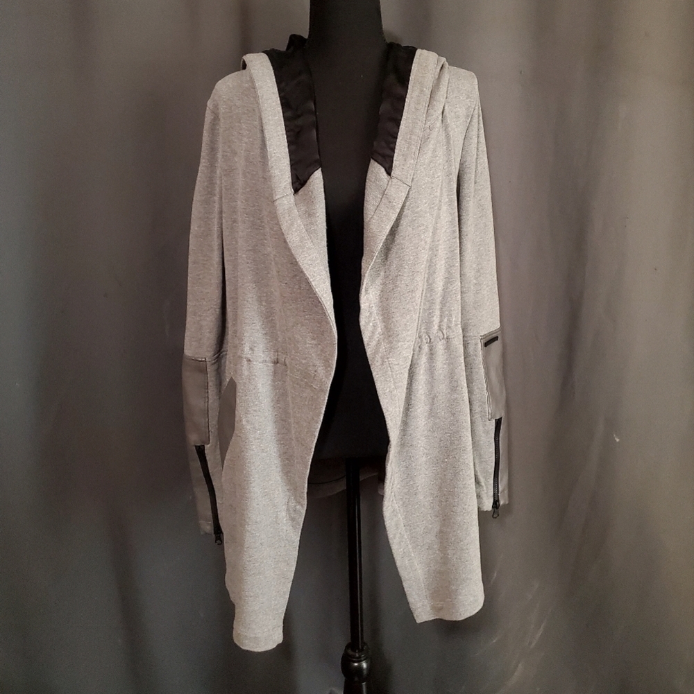 Blanc Noir Gray Black Silk Hooded Women's Sweater Cinched Waist Size Small